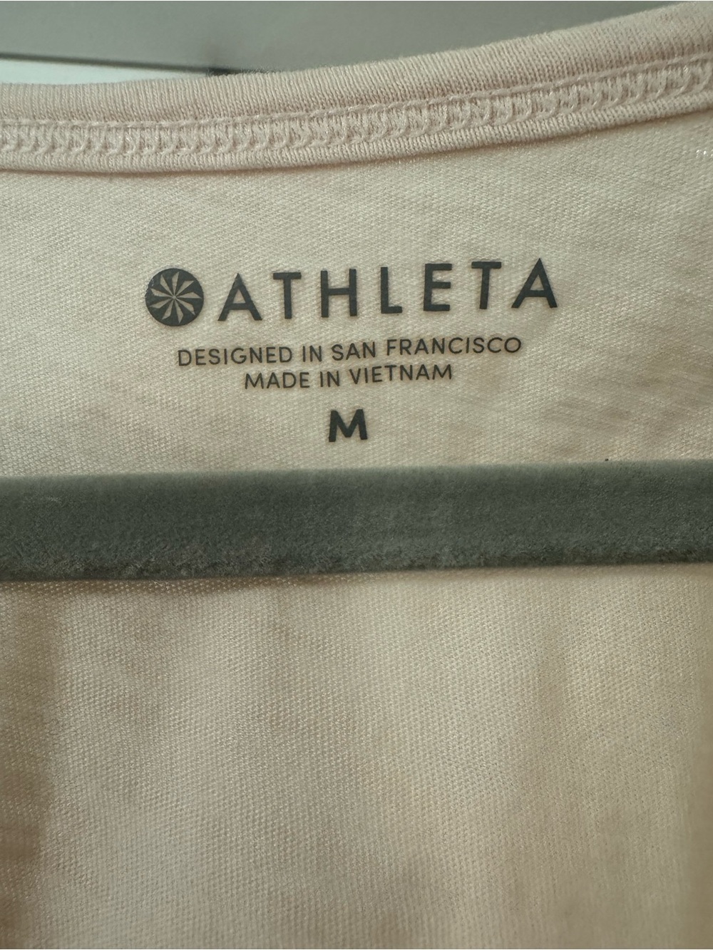 Athleta Pale Blush Pink Scoop Neck Tank - Picture 2 of 9